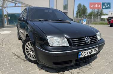 Седан Volkswagen Bora 2004 в Львові