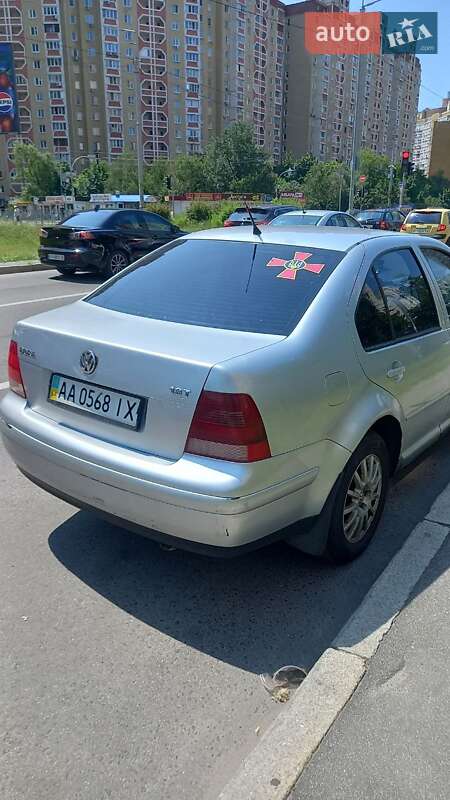 Седан Volkswagen Bora 2004 в Києві