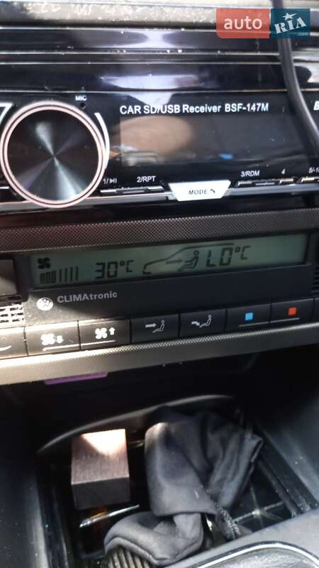 Седан Volkswagen Bora 2004 в Києві