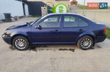Седан Volkswagen Bora 1999 в 