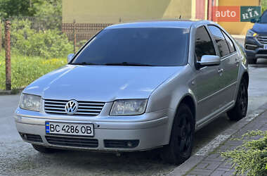 Седан Volkswagen Bora 2000 в 