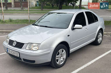 Седан Volkswagen Bora 1998 в Чернігові