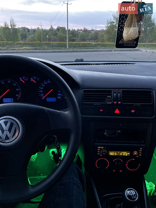 Универсал Volkswagen Bora 2003 в Буче