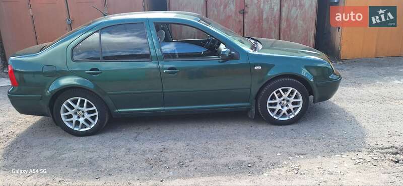 Седан Volkswagen Bora 1998 в Вінниці
