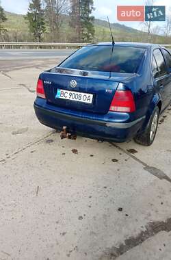 Седан Volkswagen Bora 2000 в Стрию