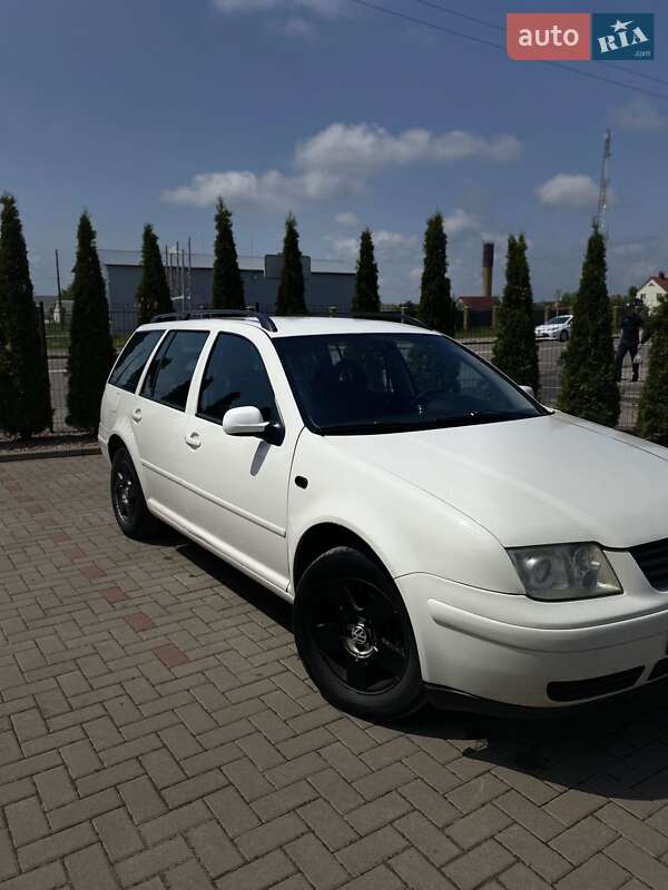 Volkswagen Bora 2000