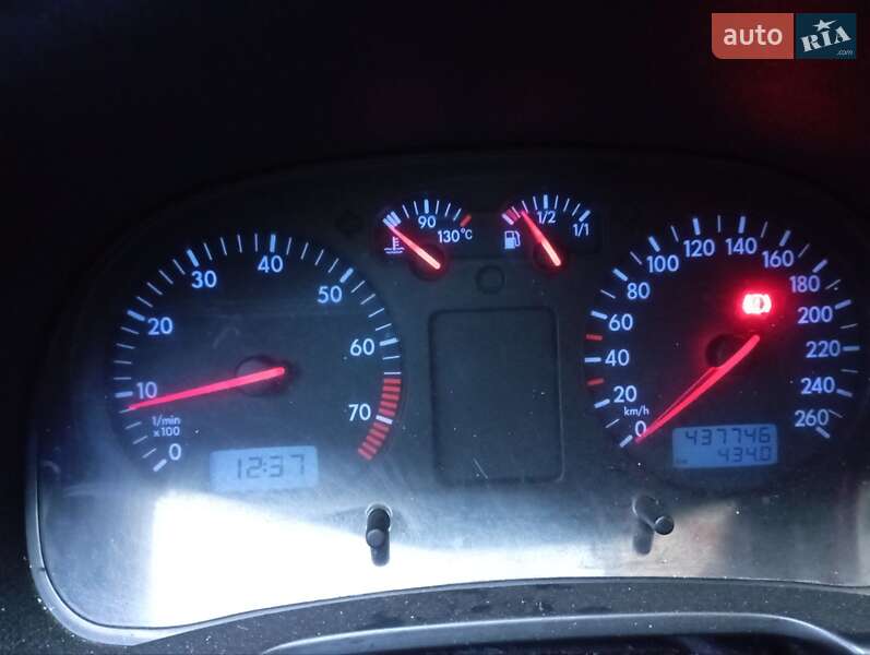 Седан Volkswagen Bora 2003 в Житомирі фото 8 Седан Volkswagen Bora 2003 в Житомирі