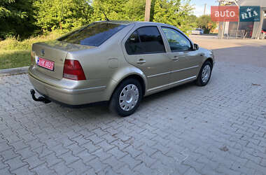 Седан Volkswagen Bora 2002 в 
