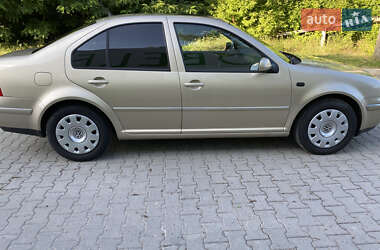 Седан Volkswagen Bora 2002 в 