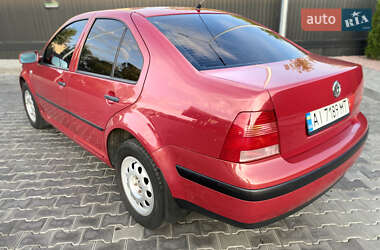 Седан Volkswagen Bora 2001 в 