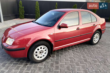 Седан Volkswagen Bora 2001 в 
