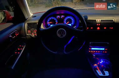 Седан Volkswagen Bora 2001 в 