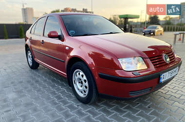 Седан Volkswagen Bora 2001 в 