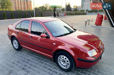 Седан Volkswagen Bora 2001 в 