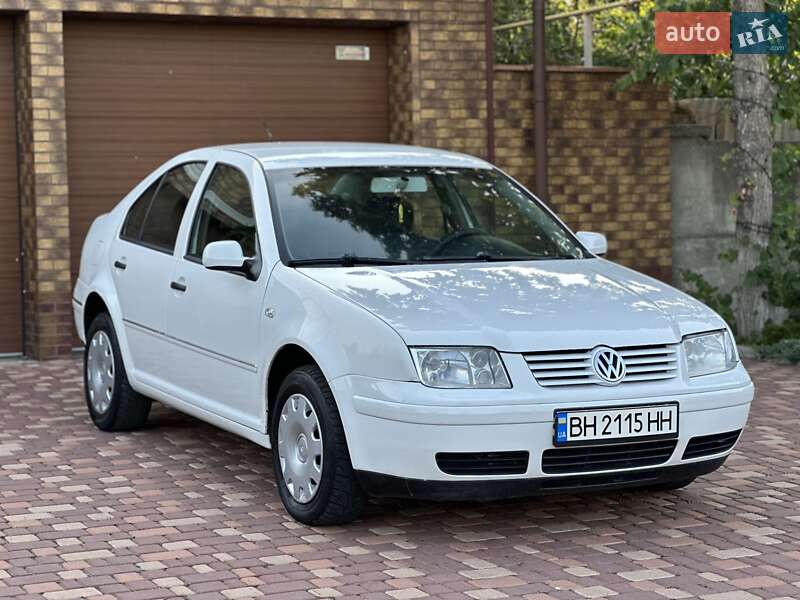 Volkswagen Bora 2003