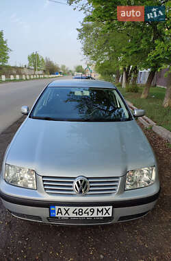 Седан Volkswagen Bora 2001 в Харькове