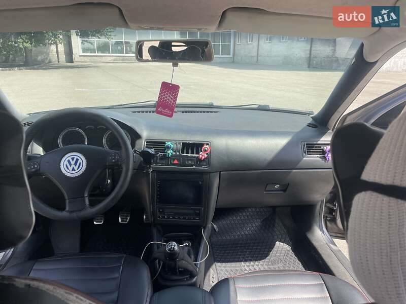 Седан Volkswagen Bora 2002 в Кривом Роге