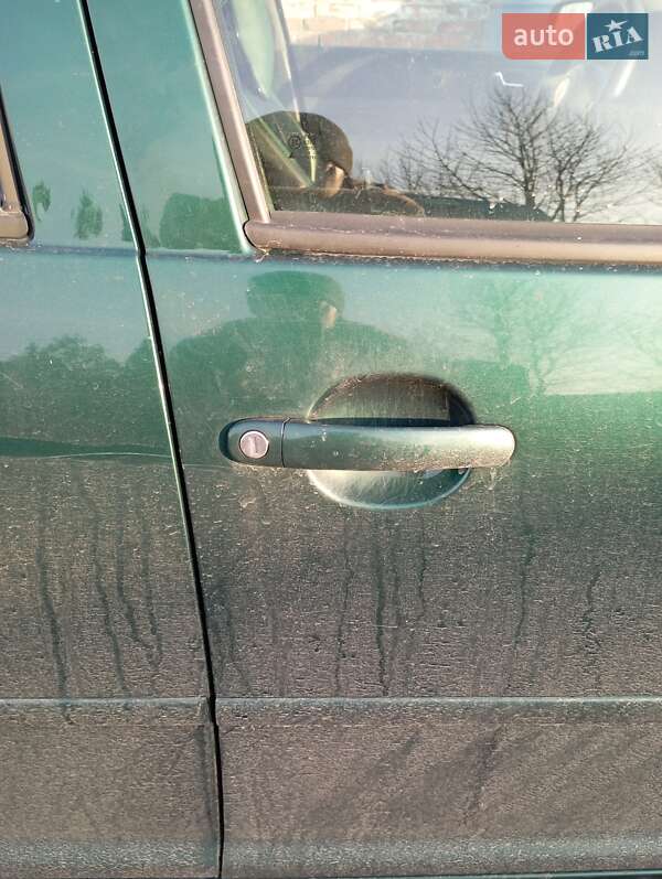 Седан Volkswagen Bora 1998 в Малом Алексине