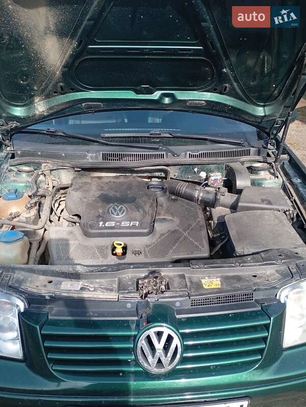 Седан Volkswagen Bora 1998 в Малом Алексине