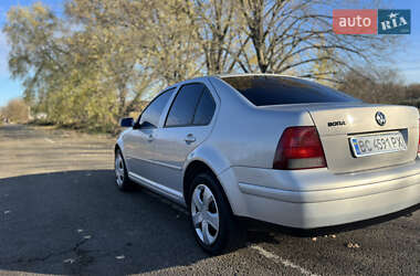 Седан Volkswagen Bora 1998 в Жидачові