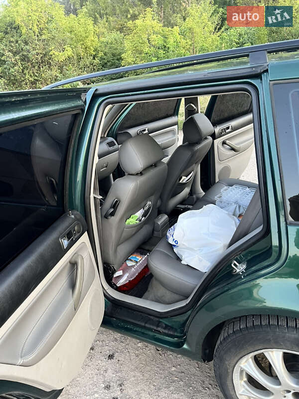 Універсал Volkswagen Bora 1999 в Ізюмі