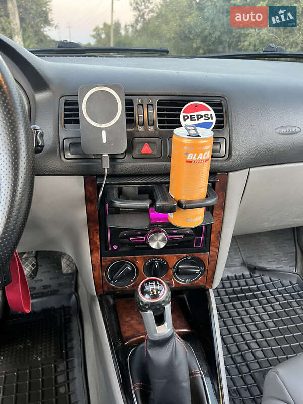 Універсал Volkswagen Bora 1999 в Ізюмі