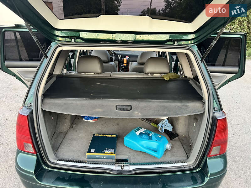 Універсал Volkswagen Bora 1999 в Ізюмі