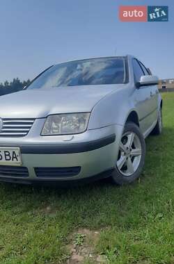 Седан Volkswagen Bora 2004 в Івано-Франківську