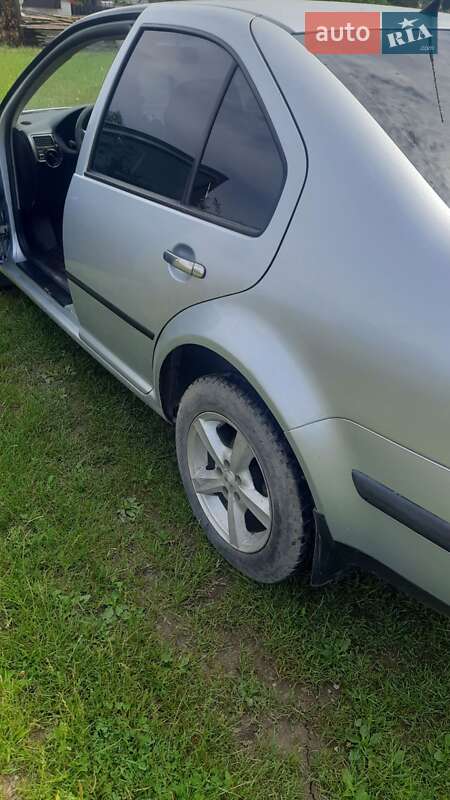 Седан Volkswagen Bora 2004 в Івано-Франківську