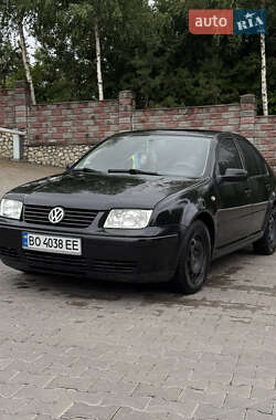 Седан Volkswagen Bora 1998 в Підволочиську