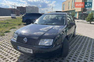 Седан Volkswagen Bora 2001 в  фото 2 Седан Volkswagen Bora 2001 в