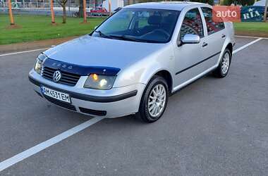Седан Volkswagen Bora 2003 в Києві