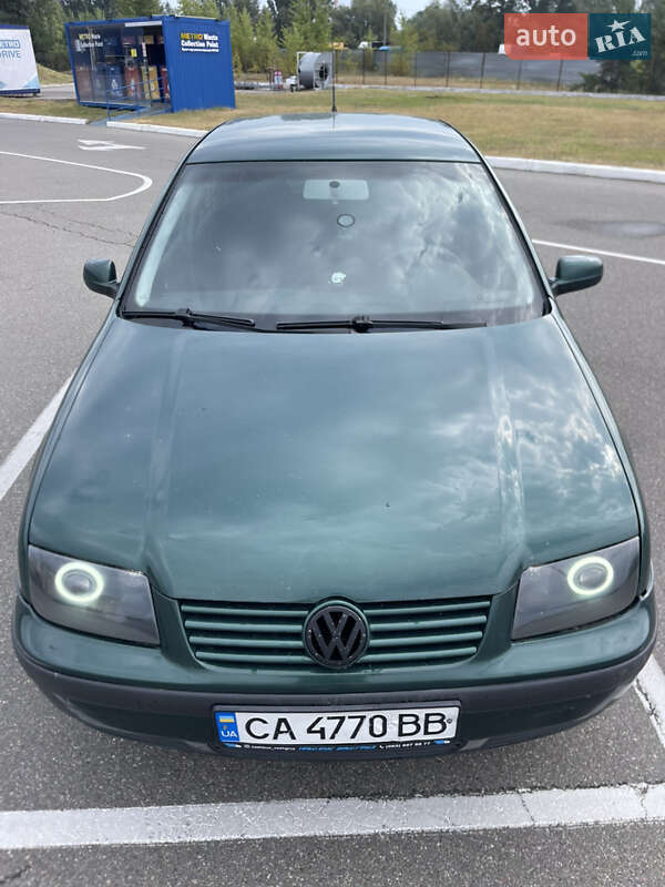 Седан Volkswagen Bora 2002 в Києві фото 16 Седан Volkswagen Bora 2002 в Києві