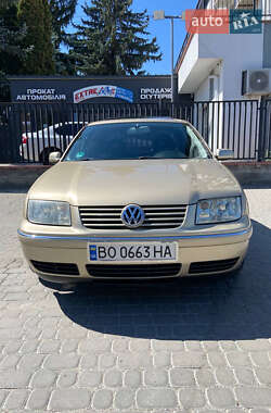Седан Volkswagen Bora 2002 в Чорткове