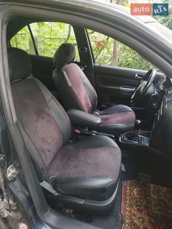 Седан Volkswagen Bora 2003 в Черновцах фото 17 Седан Volkswagen Bora 2003 в Черновцах