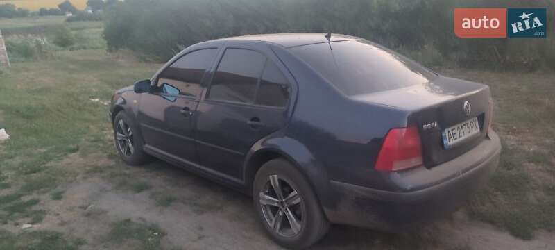 Седан Volkswagen Bora 1999 в Запоріжжі