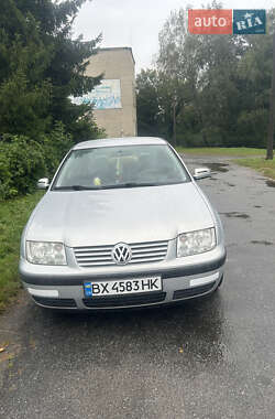 Седан Volkswagen Bora 1999 в Шепетовке