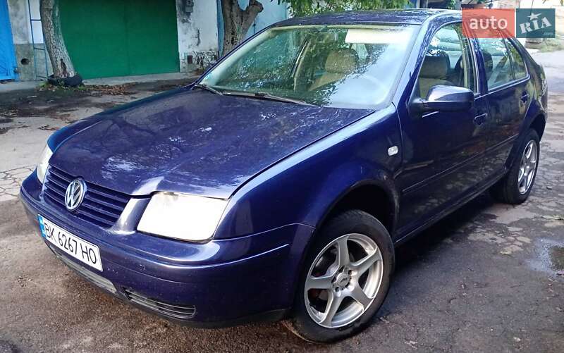 Седан Volkswagen Bora 1999 в Ровно