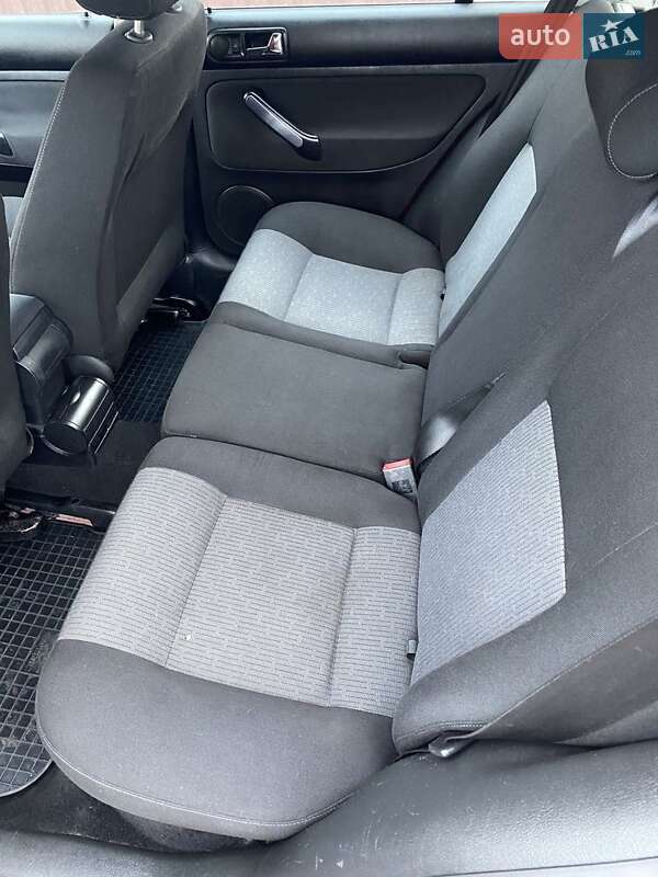 Универсал Volkswagen Bora 2003 в Сумах