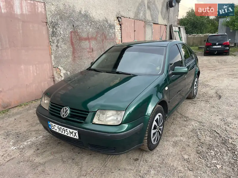 Volkswagen Bora 2000