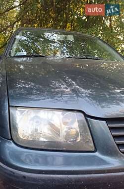 Седан Volkswagen Bora 2000 в Олександрівці