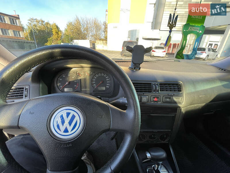 Седан Volkswagen Bora 2002 в Виннице