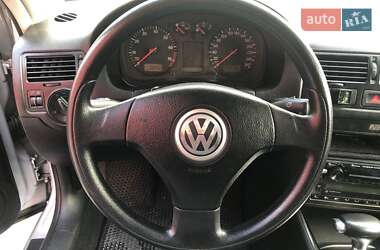 Седан Volkswagen Bora 2004 в 