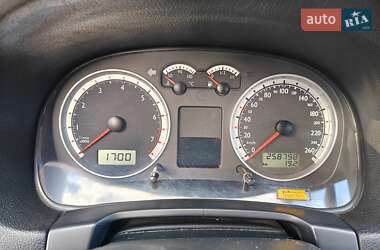 Седан Volkswagen Bora 2000 в 