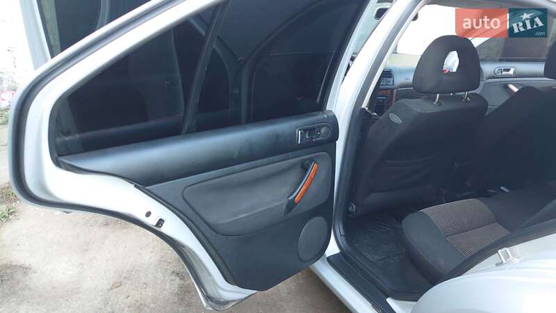 Седан Volkswagen Bora 2000 в Бучаче