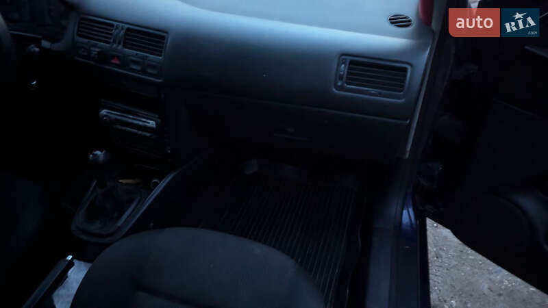 Седан Volkswagen Bora 2001 в Демидовке фото 19 Седан Volkswagen Bora 2001 в Демидовке