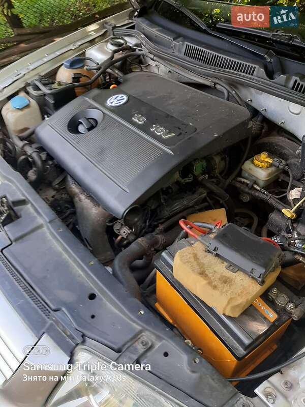 Універсал Volkswagen Bora 2000 в Острозі