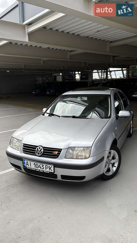 Volkswagen Bora 2001