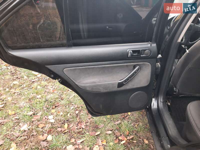 Седан Volkswagen Bora 2001 в Лубнах