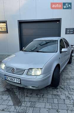 Седан Volkswagen Bora 1999 в Львові